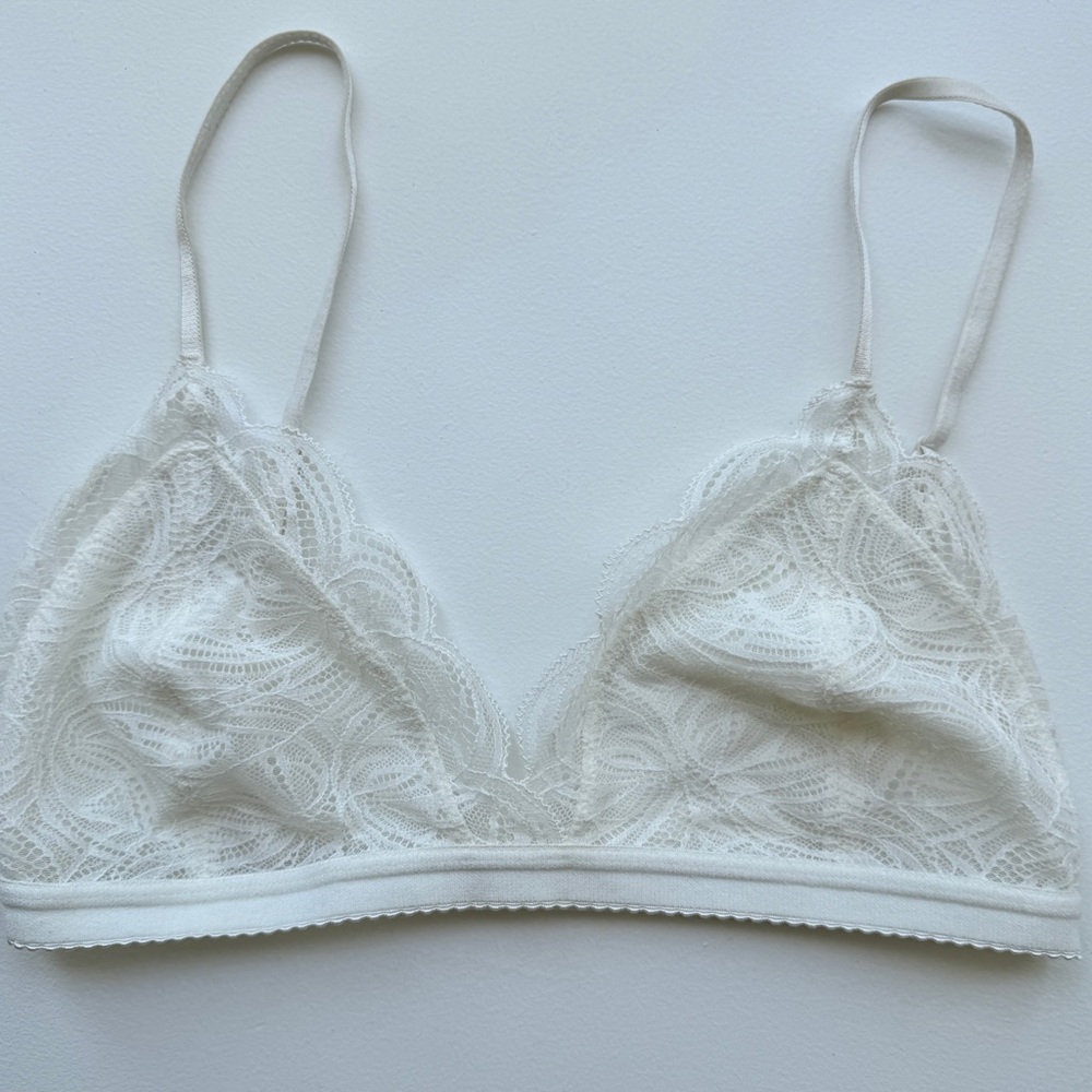 ARITZIA Dainty Bralette